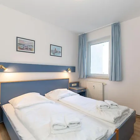 Apartment Yachthafenresidenz-wohnung-8307-862 *